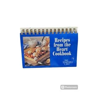 1997 Pampered Chef "Recipes From the Heart" Cookbook